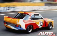Pilotado por el americano Sam Posey y los franceses Hervé Poulain y Jean Guichet, el BMW 3.0 CSL Gr. 4 diseñado por Calder tuvo que abandonar la prueba por avería mecánica tras siete horas de carrera, cuando estaban situados en la quinta posición provisional.