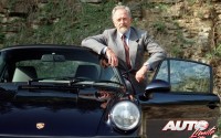 Ferdinand Alexander Porsche con el 911 Carrera 2 3.6 Coupé en 1992.