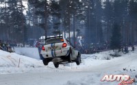 Andreas Mikkelsen con Skoda Fabia S2000 durante el Rallye de Suecia de 2012.