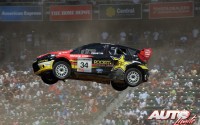 Tanner Foust con Ford Fiesta RS Proto durante una carrera de la prueba "X-Games" 2009.