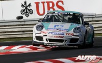 Christian Engelhart con Porsche 911 GT3 Cup en el circuito de Budapest (Hungría), durante una prueba de la Porsche Supercup 2012.