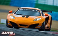 McLaren MP4-12C GT3 en una de sus primeras carreras de GT´s en 2011.