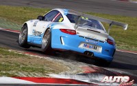 Nicki Thiim con Porsche 911 GT3 Cup durante la prueba disputada en el circuito de Nürburgring puntuable para la Porsche Carrera Cup de Alemania 2012.