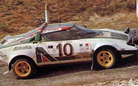 Sandro Munari en el Rallye de Montecarlo de 1976.