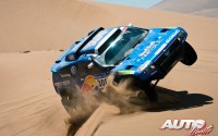 Giniel de Villiers con el Volkswagen Race Touareg 3 en el Rally Dakar 2011.