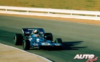 Jackie Stewart con el Tyrrel-Ford 001 durante el Gran Premio de Sudáfica de 1971, disputado en el circuito de Kyalami.
