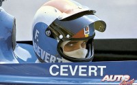 Francois Cevert en el cockpit de su Tyrrell-Ford en 1973.