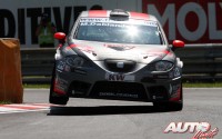 Mario Dablander con Seat León Supercopa en la prueba del Campeonato Europeo de Turismos ETCC 2013 disputada en el circuito de Salzburgring.