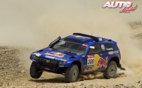 Carlos Sainz durante unas pruebas de puesta a punto del Volkswagen Race Touareg 3 con el que participó en el Rally Dakar 2011.