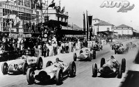 Salida de la prueba de la Coppa Acerbo de 1938, que ganaría Rudolf Caracciola a los mandos del Mercedes W154.