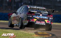 Jamie Whincup, con el Holden Commodore V8 Supercar, en la prueba disputada en Hidden Valley Raceway, puntuable para el Campeonato Australiano V8 Supercar de 2013.