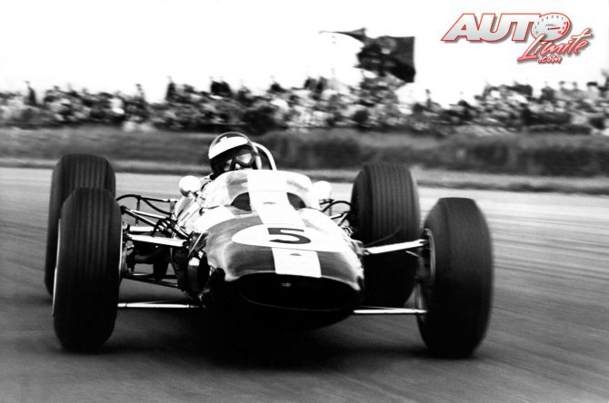 SPARK S1614 1:43 Lotus 33 Climax J. Clark German Gp Winner World