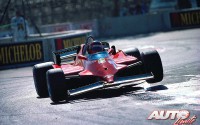 Gilles Villeneuve con el Ferrari 126CK 1.5 V6 Turbo en el GP de Estados Unidos de 1981, disputado en el circuito de Long Beach.