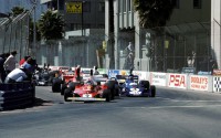 Salida del GP de Estados Unidos Oeste de 1976, disputado en el circuito urbano de Long Beach. En primer término Clay Regazzoni (Ferrari 312 T nº 2) y Patrick Depailler (Tyrrell-Ford 007 nº 4), justo por delante de James Hunt (McLaren M23) y Niki Lauda (Ferrari 312 T).