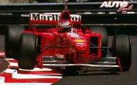 Michael Schumacher con el Ferrari F310B en el Gran Premio de Mónaco de 1997.