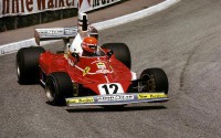Niki Lauda obtenía la victoria en el GP de Mónaco de 1975 con el Ferrari 312 T .
