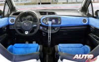 Toyota Yaris Hybrid-R – Interiores