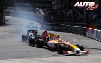 Sébastien Buemi (Toro Rosso STR4) se llevó por delante a Nelson Piquet Jr. (Renault R29 F1) durante el Gran Premio de Fórmula 1 de Mónaco de 2009, disputado en el circuito urbano de Montecarlo.