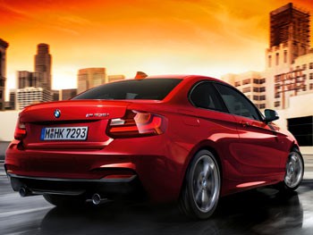 17_BMW-M235i-Coupe