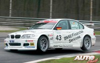 Dirk Müller con el BMW 320i E46 ETCC en una carrera del Campeonato Europeo de Turismos ETCC 2004.