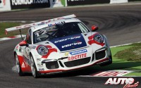 Kuba Giermaziak con el Porsche 911 GT3 Cup, durante la prueba disputada en el circuito de Monza (Italia), puntuable para la Porsche Supercup 2013.