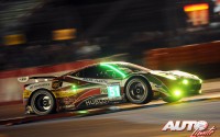 Giancarlo Fisichella, Gianmaria Bruni y Toni Vilander al volante del Ferrari 458 Italia vencedor de la categoría LMGTE Pro en las 24 Horas de Le Mans 2014.