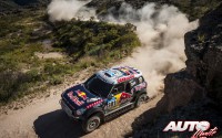Nasser Al-Attiyah con el MINI ALL4 Racing en la 2ª etapa del Rally Dakar 2015, disputada entre las localidades argentinas de Villa Carlos Paz y San Juan.