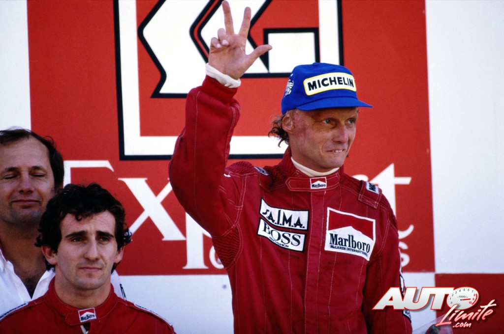 01_Niki-Lauda_Podio-GP-Portugal-1984