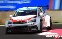 Yvan Muller al volante del Citroën C-Elysée WTCC, durante la carrera disputada en el circuito urbano de Marrakech (Marruecos), en una prueba puntuable para el Campeonato del Mundo de Turismos "WTCC" 2014.