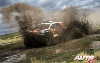 Stephane Peterhansel al volante del Peugeot 2008 DKR, durante la séptima etapa del Rally Dakar 2015, transcurrida entre Iquique (Chile) y Uyuni (Bolivia).