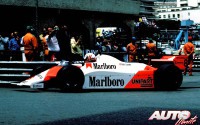 Niki Lauda al volante del McLaren-Ford MP4/1B en el GP de Mónaco de 1982, disputado en el circuito urbano de Montecarlo.
