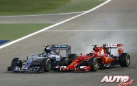 09_Rosberg-vs-Raikkonen_GP-Bahrein-2015