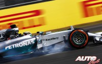 Lewis Hamilton al volante del Mercedes AMG F1 W05, durante el GP de Gran Bretaña de Fórmula 1 2014, disputado en el circuito de Silverstone.