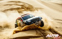 Nani Roma al volante del MINI ALL4 Racing, durante unas pruebas previas al Rally Dakar 2015.
