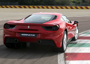 11_Ferrari-488-GTB