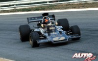 Emerson Fittipaldi, al volante del Lotus-Ford Cosworth 72E, en una prueba del Campeonato del Mundo de Fórmula 1 de 1973.