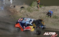 Carlos Sainz, al volante del Peugeot 2008 DKR16, durante la etapa prólogo del Rally Dakar 2016, disputada en Arrecifes (Argentina).