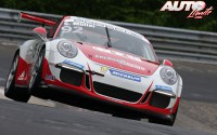 Sven Müller, al volante del Porsche 911 GT3 Cup, durante la prueba disputada en el circuito de Nürburgring, puntuable para la Porsche Carrera Cup de Alemania 2015.