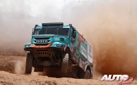 Gerard De Rooy, al volante del Iveco Powerstar, durante la etapa 6 del Rally Dakar 2016, disputada en Uyuni.
