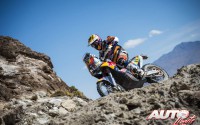 Jordi Viladoms, a los mandos de su KTM 450 Rally Réplica, durante la etapa 6 del Rally Dakar 2016, disputada en Uyuni.