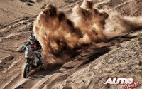 Nicolas Billaud, a los mandos de su KTM 450 Rally Réplica, durante la etapa 9 del Rally Dakar 2016, disputada en Belén.