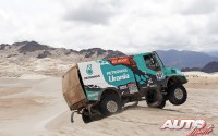 Gerard De Rooy, al volante del Iveco Powerstar, durante la etapa 10 del Rally Dakar 2016, disputada entre Belén y La Rioja.