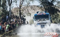 Andrey Karginov, al volante del Kamaz 4326, durante la etapa 11 del Rally Dakar 2016, disputada entre La Rioja y San Juan.