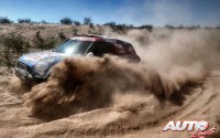 Jakub Przygonski, al volante del Mini ALL4 Racing, durante la etapa 9 del Rally Dakar 2016, disputada en un bucle trazado entre Belén y Belén.