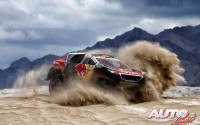 Stéphane Peterhansel, al volante del Peugeot 2008 DKR16, durante la etapa 10 del Rally Dakar 2016, disputada entre Belén y La Rioja.