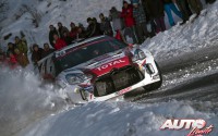 Quentin Gilbert, al volante del Citroën DS3 R5 WRC2, durante el Rallye de Montecarlo 2016, puntuable para el Campeonato del Mundo de Rallyes WRC.