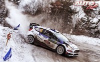 Bryan Bouffier, al volante del Ford Fiesta RS WRC, durante el Rallye de Montecarlo 2016, puntuable para el Campeonato del Mundo de Rallyes WRC.