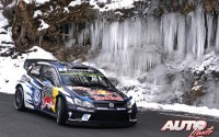 Sébastien Ogier, al volante del Volkswagen Polo R WRC, durante el Rallye de Montecarlo 2016, puntuable para el Campeonato del Mundo de Rallyes WRC.