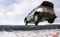 Ott Tanak, al volante del Ford Fiesta RS WRC, durante el Rallye de Suecia 2016, puntuable para el Campeonato del Mundo de Rallyes WRC.