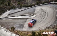 José Antonio Suárez, al volante del Peugeot 208 T16 WRC2, durante el Rallye de Montecarlo 2016, puntuable para el Campeonato del Mundo de Rallyes WRC.
